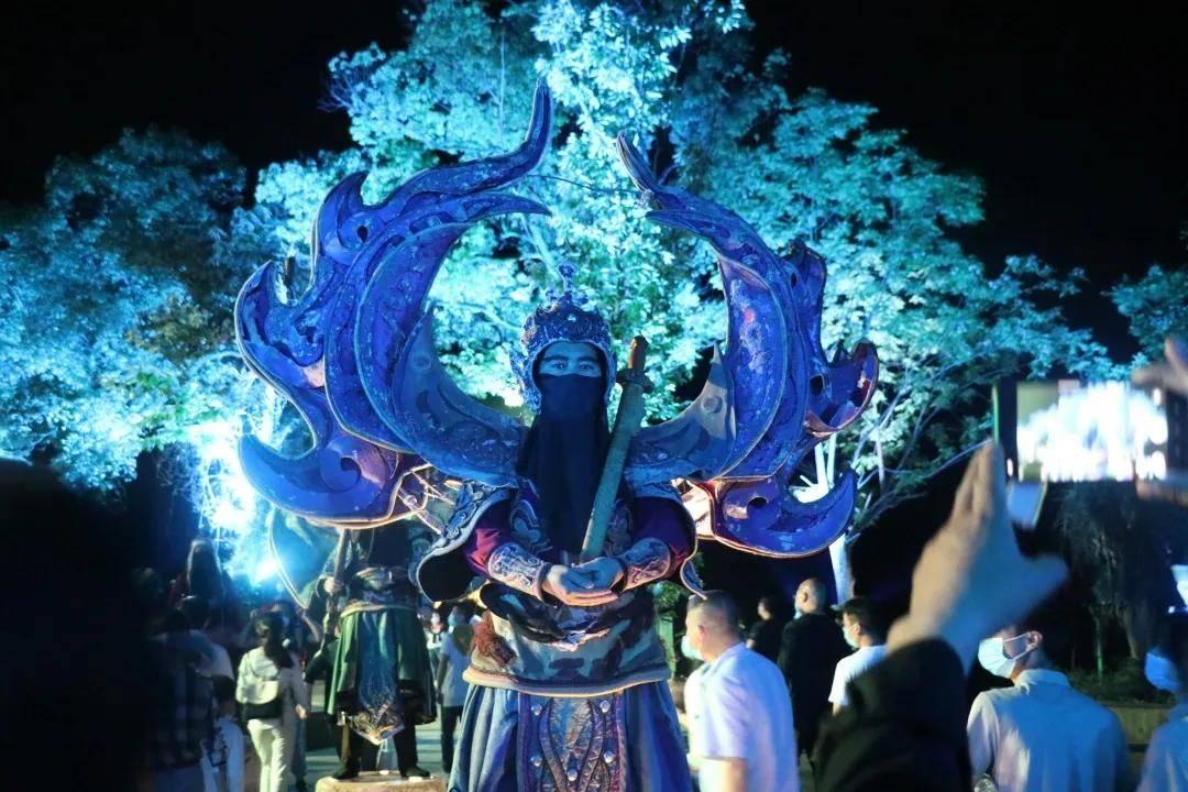了解女主叫凤云菱的男主叫楚炎洌的穿越小说 知识星球,提升你的知识品质